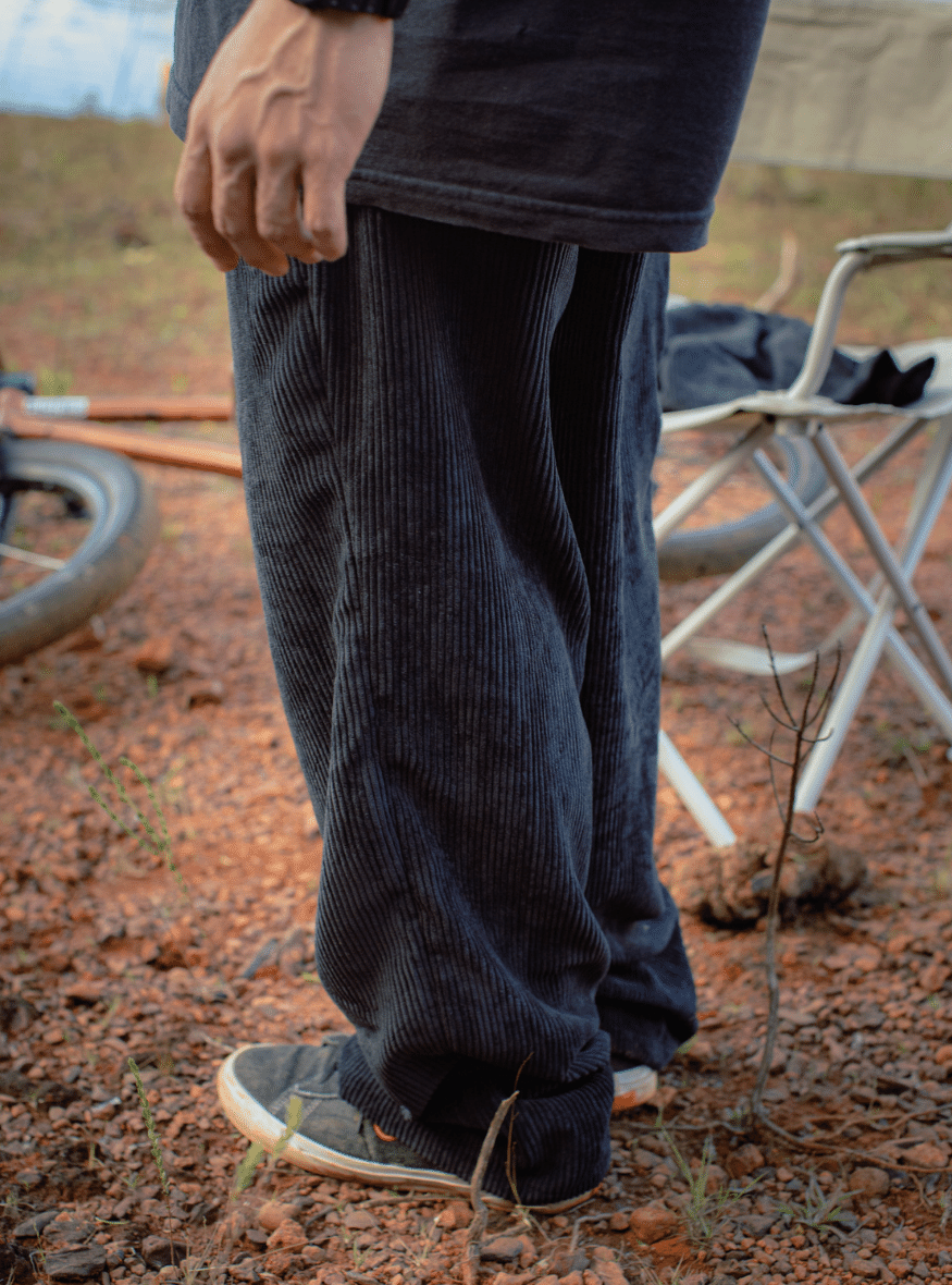 Stay Pants Cotelê (preta ou terracota)