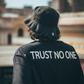 Trust No One | T-Shirt